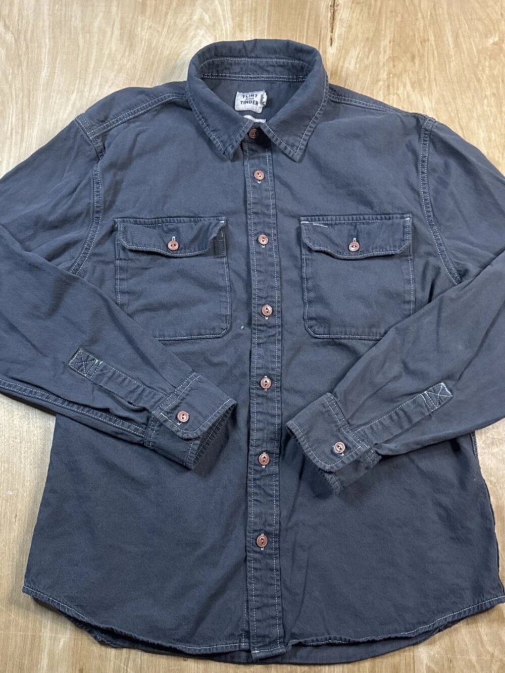 Flint And Tinder Men's Charcoal Gray Button Up Long Sleeve Size M Thick Shirt